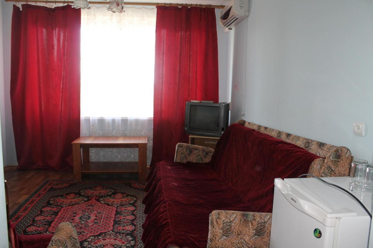 Kometa-2 Hotel Koblevo Room photo